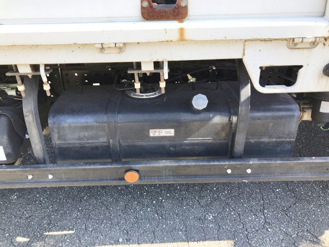 三菱ふそうキャンターユニック3段小型（2t・3t）[写真17]