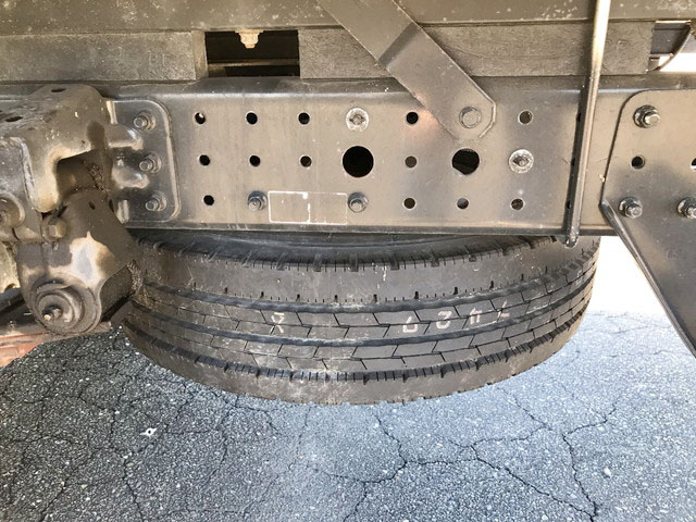 三菱ふそうキャンターユニック3段小型（2t・3t）[写真18]