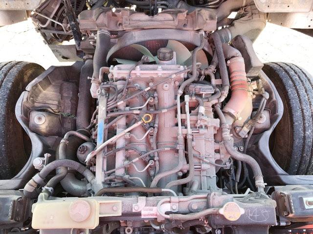 三菱ふそうキャンターユニック3段小型（2t・3t）[写真24]