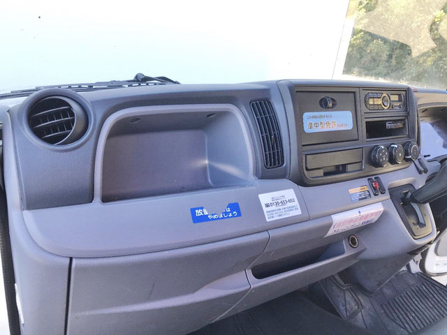 三菱ふそうキャンターユニック3段小型（2t・3t）[写真33]