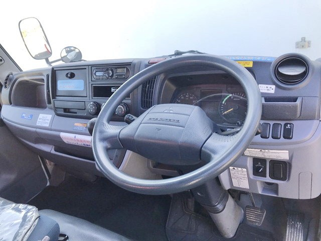 三菱ふそうキャンターユニック3段小型（2t・3t）[写真34]