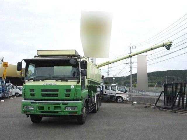 いすゞギガバルク車（粉粒体運搬車）大型（10t）[写真13]