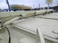 いすゞギガバルク車（粉粒体運搬車）大型（10t）[写真15]