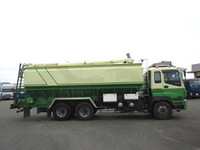 いすゞギガバルク車（粉粒体運搬車）大型（10t）[写真06]