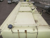 いすゞギガバルク車（粉粒体運搬車）大型（10t）[写真09]