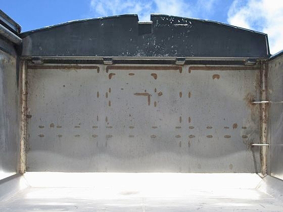 UDトラックスクオン深ダンプ（土砂禁ダンプ）大型（10t）[写真11]