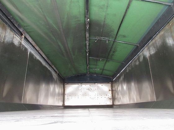 UDトラックスクオン深ダンプ（土砂禁ダンプ）大型（10t）[写真19]