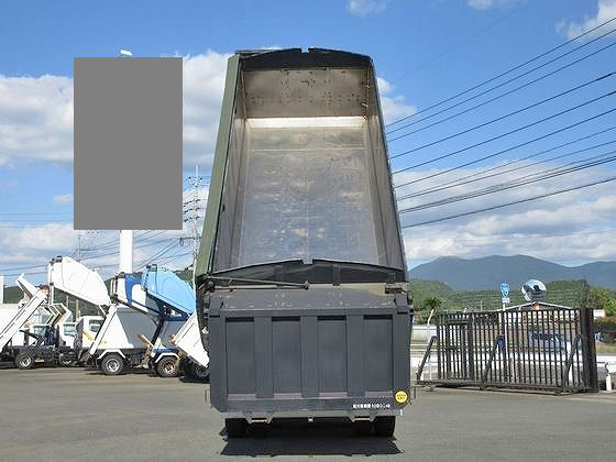 UDトラックスクオン深ダンプ（土砂禁ダンプ）大型（10t）[写真08]