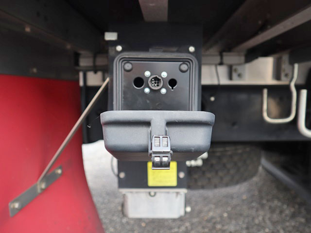 三菱ふそうファイターアルミウイング増トン（6t・8t）[写真17]