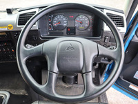 三菱ふそうファイターアルミウイング増トン（6t・8t）[写真34]