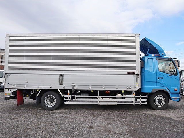 三菱ふそうファイターアルミウイング増トン（6t・8t）[写真06]