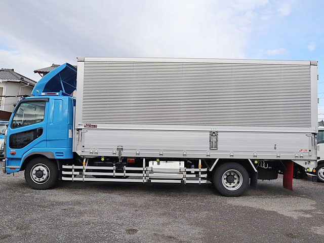 三菱ふそうファイターアルミウイング増トン（6t・8t）[写真07]
