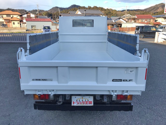 いすゞエルフダンプ小型（2t・3t）[写真11]