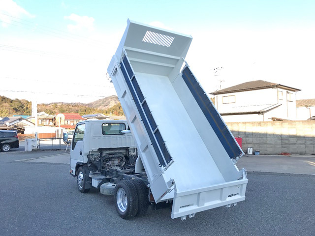 いすゞエルフダンプ小型（2t・3t）[写真07]