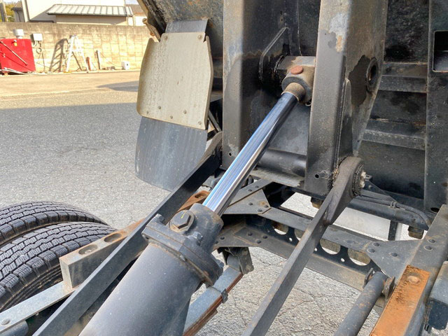 いすゞエルフダンプ小型（2t・3t）[写真18]