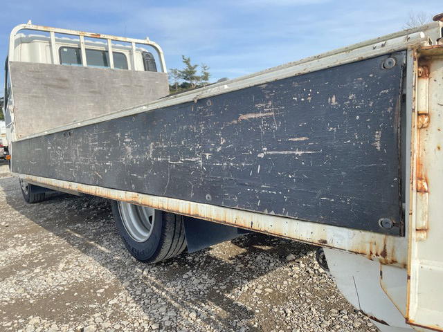 日野デュトロ平ボディ小型（2t・3t）[写真13]