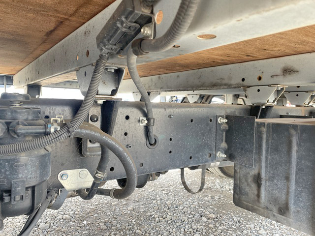 日野デュトロ平ボディ小型（2t・3t）[写真23]