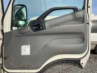 日野デュトロ平ボディ小型（2t・3t）[写真20]