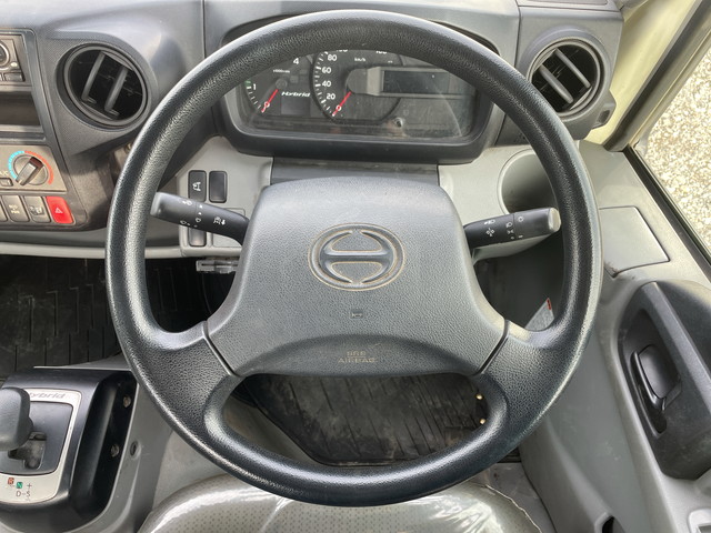 日野デュトロ平ボディ小型（2t・3t）[写真26]