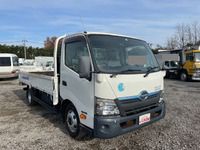 日野デュトロ平ボディ小型（2t・3t）[写真03]