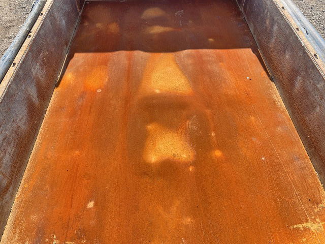 いすゞエルフダンプ小型（2t・3t）[写真13]