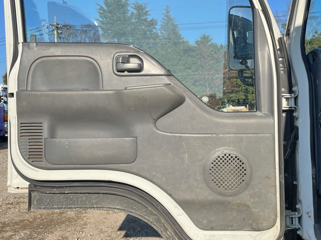 いすゞエルフダンプ小型（2t・3t）[写真29]