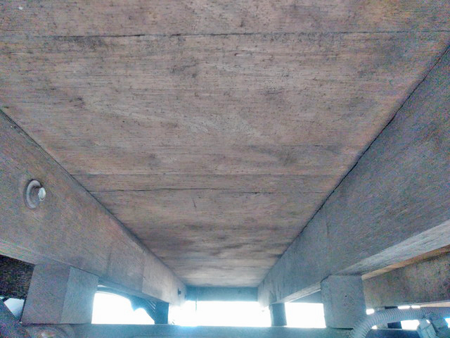 三菱ふそうキャンター平ボディ小型（2t・3t）[写真23]