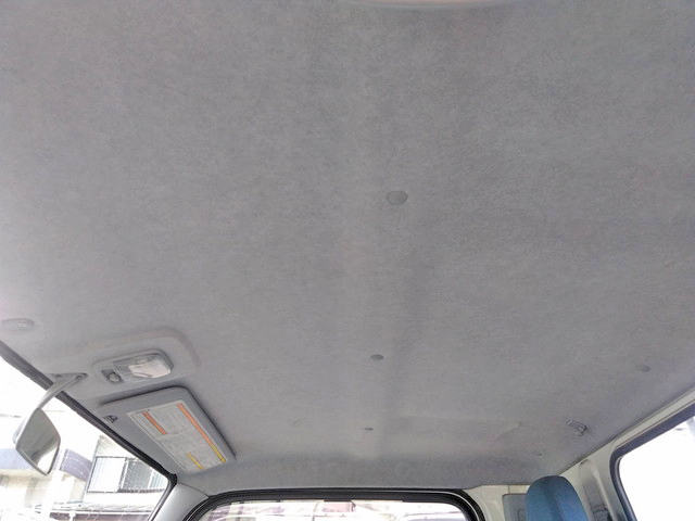 三菱ふそうキャンター平ボディ小型（2t・3t）[写真33]