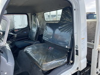 三菱ふそうキャンター平ボディ小型（2t・3t）[写真23]