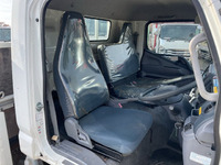 三菱ふそうキャンター平ボディ小型（2t・3t）[写真24]