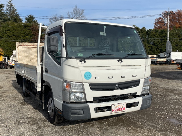 三菱ふそうキャンター平ボディ小型（2t・3t）[写真03]