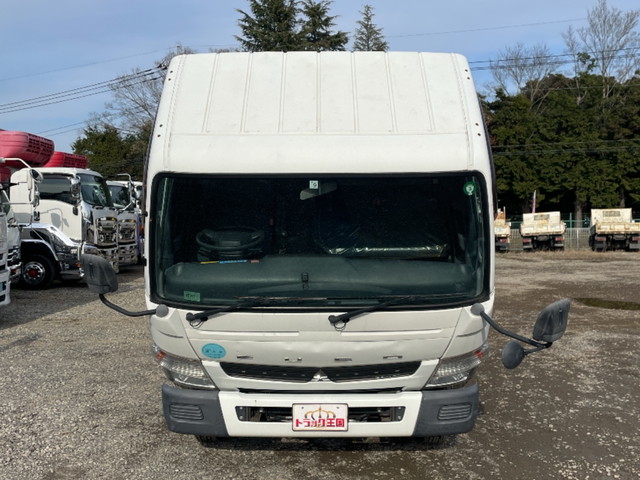 三菱ふそうキャンター平ボディ小型（2t・3t）[写真07]