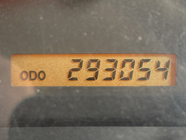 いすゞフォワード平ボディ増トン（6t・8t）[写真38]