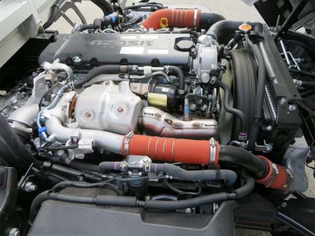 いすゞエルフアルミウイング小型（2t・3t）[写真24]