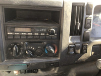 いすゞフォワード汚泥吸引車中型（4t）[写真25]