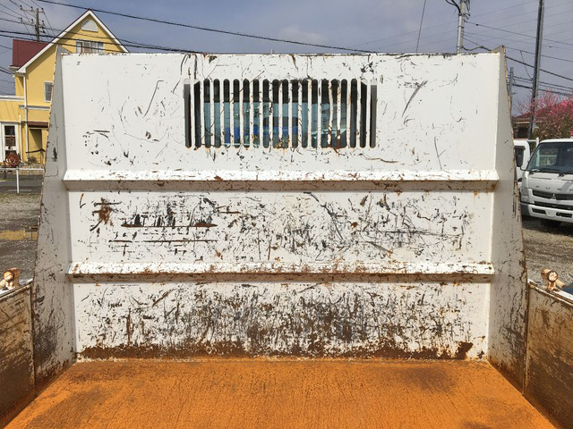 いすゞエルフダンプ小型（2t・3t）[写真11]