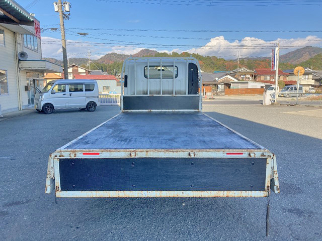 いすゞエルフ平ボディ小型（2t・3t）[写真10]