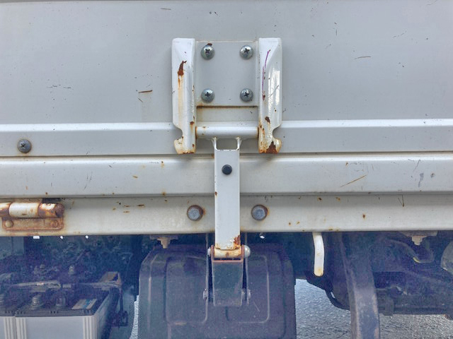 いすゞエルフ平ボディ小型（2t・3t）[写真14]