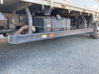 いすゞエルフ平ボディ小型（2t・3t）[写真17]