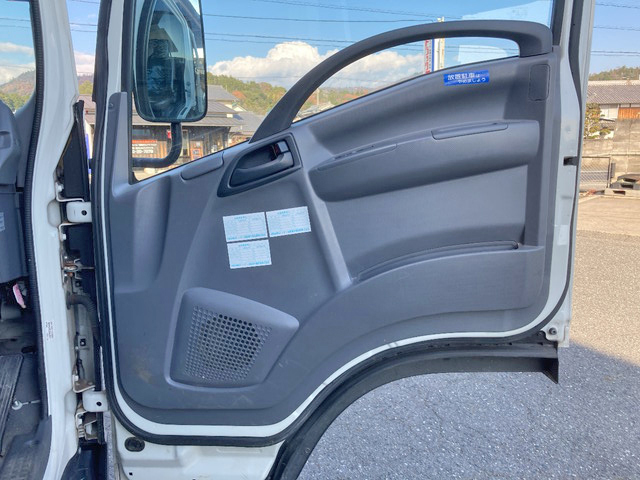 いすゞエルフ平ボディ小型（2t・3t）[写真29]