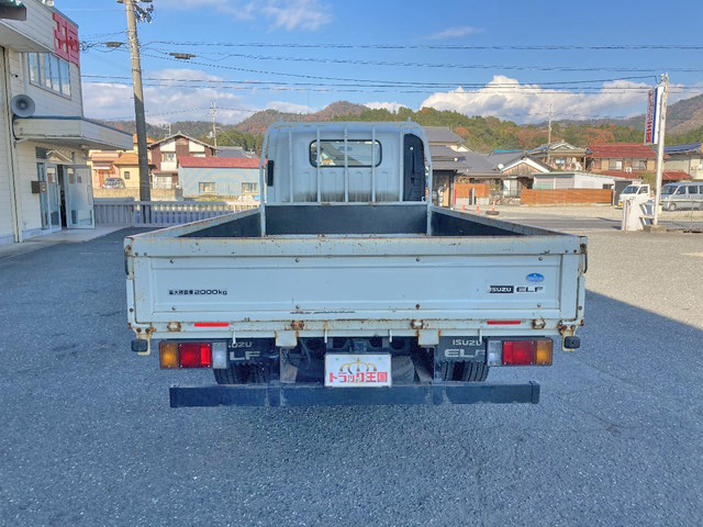 いすゞエルフ平ボディ小型（2t・3t）[写真09]