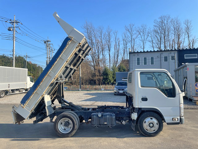 いすゞエルフダンプ小型（2t・3t）[写真10]