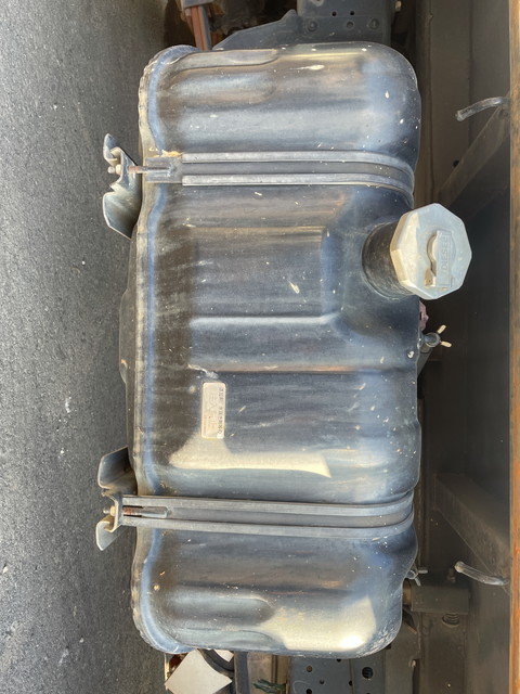 いすゞエルフダンプ小型（2t・3t）[写真23]