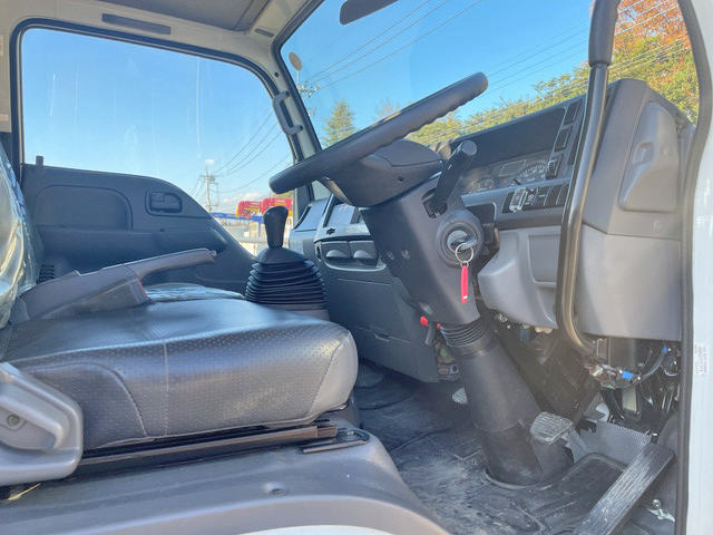 いすゞエルフダンプ小型（2t・3t）[写真34]