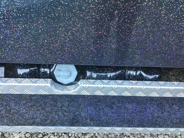 いすゞエルフ深ダンプ（土砂禁ダンプ）小型（2t・3t）[写真13]