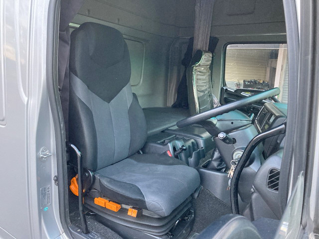 日野プロフィア冷凍車（冷蔵車）大型（10t）[写真30]