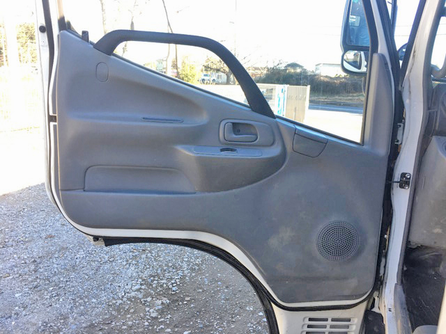日野デュトロダンプ小型（2t・3t）[写真28]