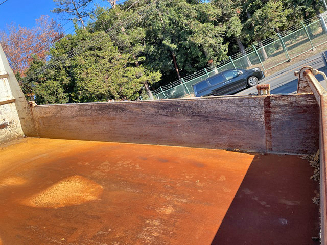 いすゞエルフダンプ小型（2t・3t）[写真15]