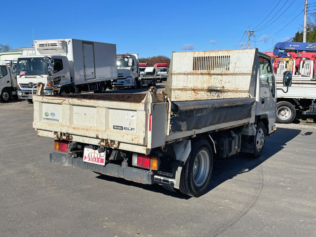 いすゞエルフダンプ小型（2t・3t）[写真02]