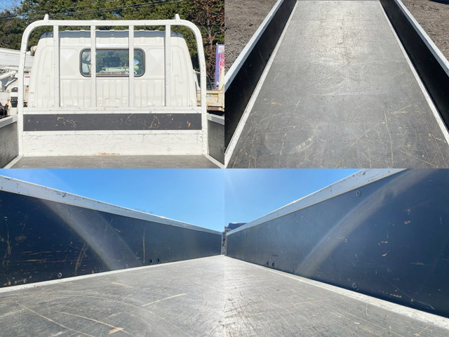 トヨタトヨエース平ボディ小型（2t・3t）[写真10]